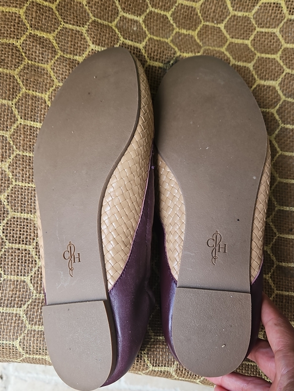 Cole Haan Two Tone Tan And Burgundy Leather Basket Weave Flats - Picture 4 of 5